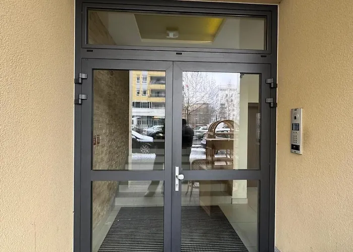 דירה Airport & Stadion Premium 24h