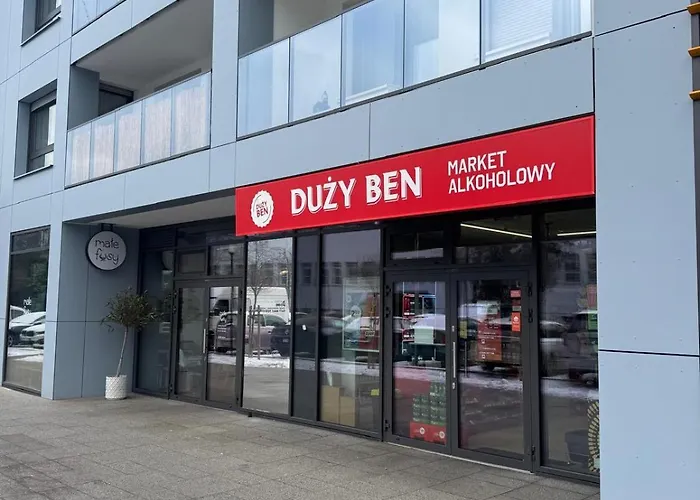 Airport & Stadion Premium 24h דירה