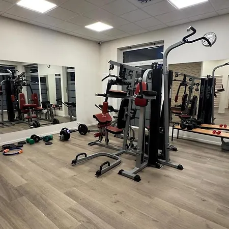 Lotnisko & Stadion Premium 24h Познань