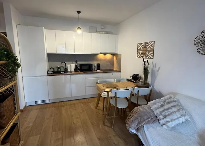 Airport & Stadion Premium 24h * Poznan